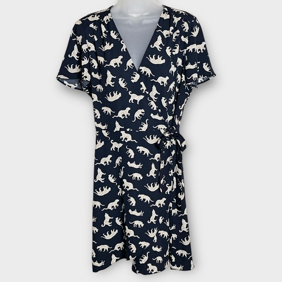 J CREW Navy Cheetah Leopard Cat Animal Novelty Print Wrap Dress Size 8 - Picture 3 of 8